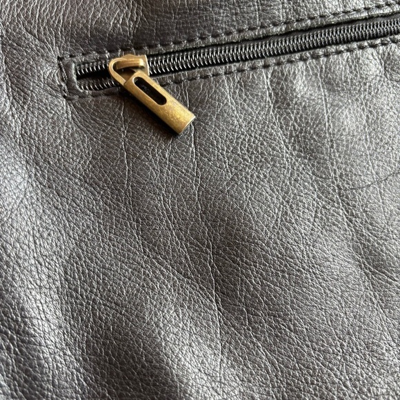 Italian Made Red Cowhide Black Leather Crossbody Bag - Picture 4 of 14